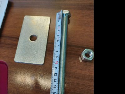 sada - šroub DIN 933-M 12x160-8.8G + podložka + matka + hranatá podložka